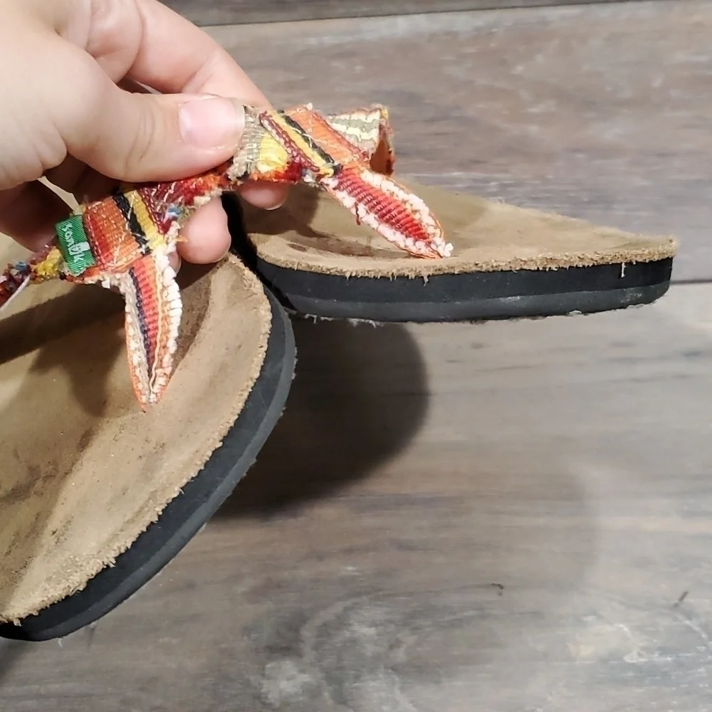 Sanuk Women sz 11 thong shoes flats flip flop sandals